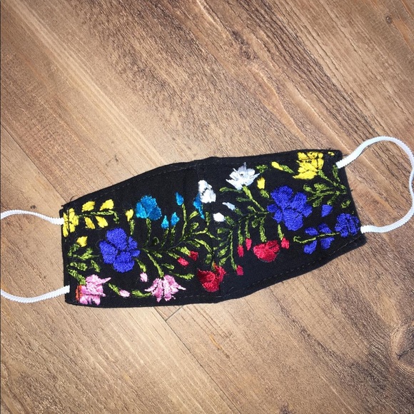 Mexican Handmade Embroidered Face Mask San Antonio - Picture 15 of 16